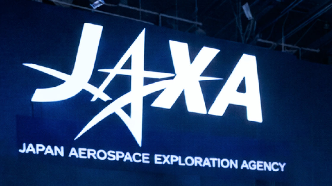 Students engaging with JAXA aerospace learning