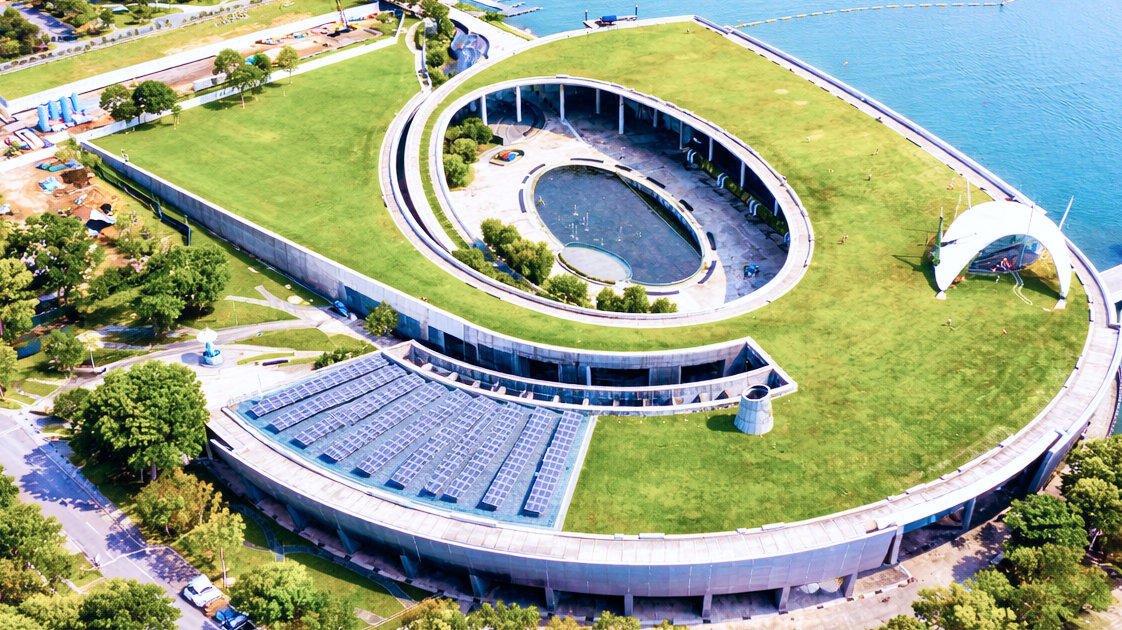 Marina Barrage freshwater reservoir and flood management landmark